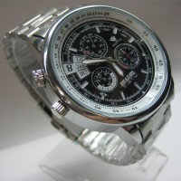 Montre caméra espion étanche HD 720p - 4 Go